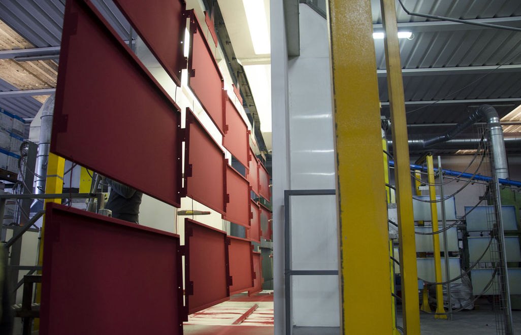 Particolare verniciato con finitura industriale